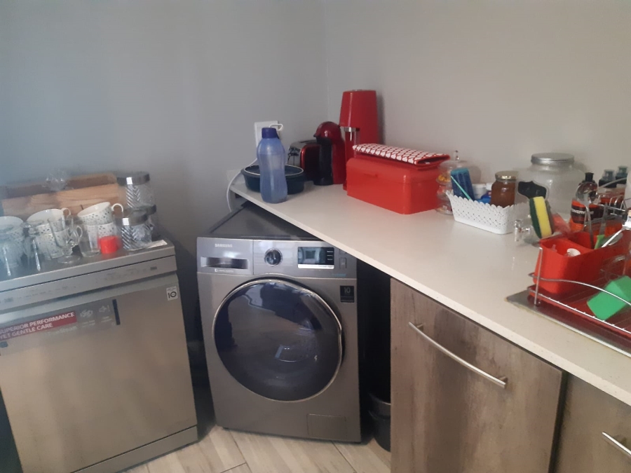 To Let 3 Bedroom Property for Rent in Hillside Free State